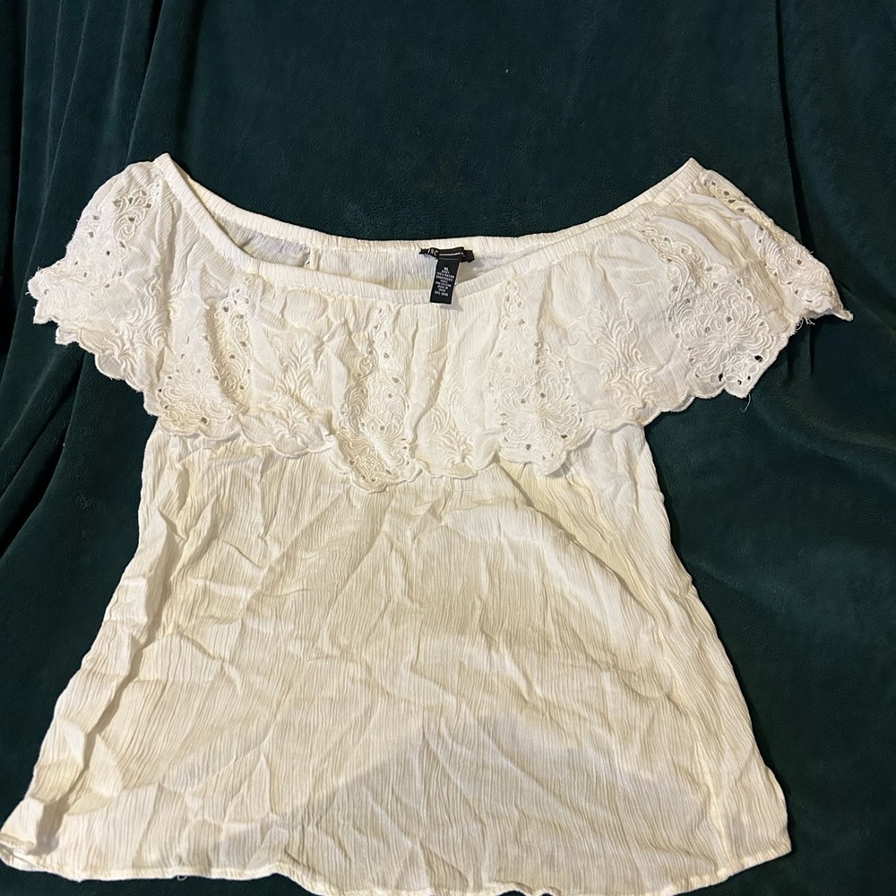 Short sleeve white blouse
